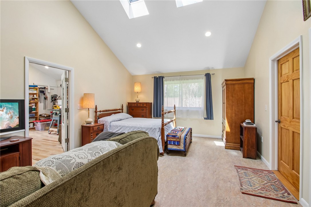44 Crescent Hill Road Perinton, NY 14534 - Photo 14 of 50 In Law Section