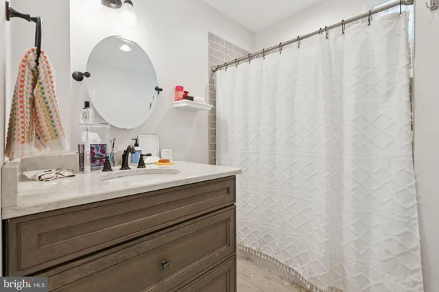 $2,700 | 3011 O Donnell Street, Baltimore, MD 21224