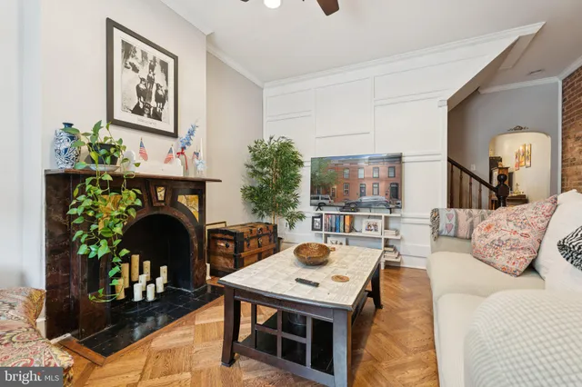 $2,700 | 3011 O Donnell Street, Baltimore, MD 21224