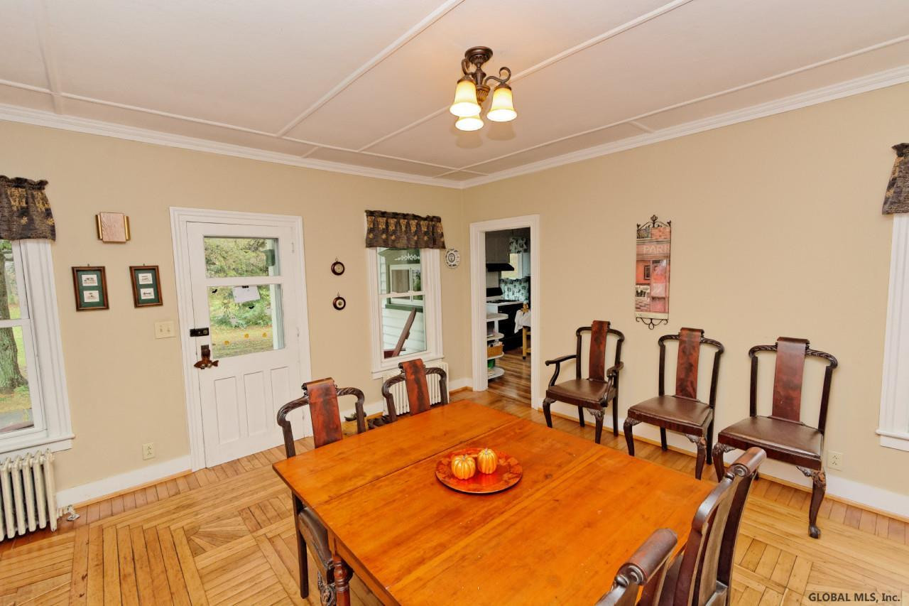 462 Middle Grove Road Greenfield, NY 12850 - Photo 5 of 25 Photo 5