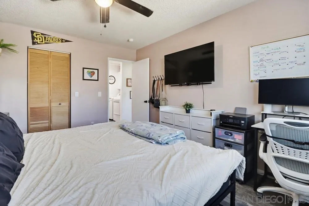 10201 Princess Sarit Way Santee, CA 92071 - Photo 14 of 36