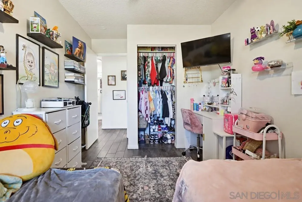 10201 Princess Sarit Way Santee, CA 92071 - Photo 17 of 36