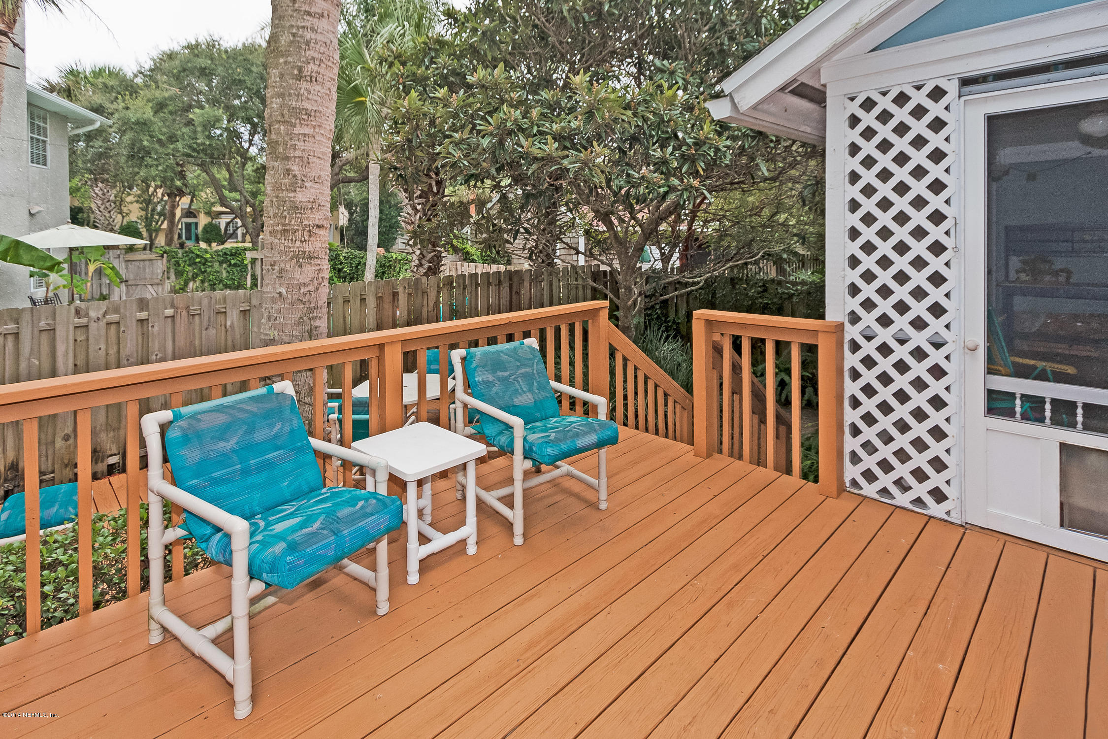1969 Seminole Road Atlantic Beach, FL 32233 - Photo 32 of 36 a view of a chairs on the roof deck