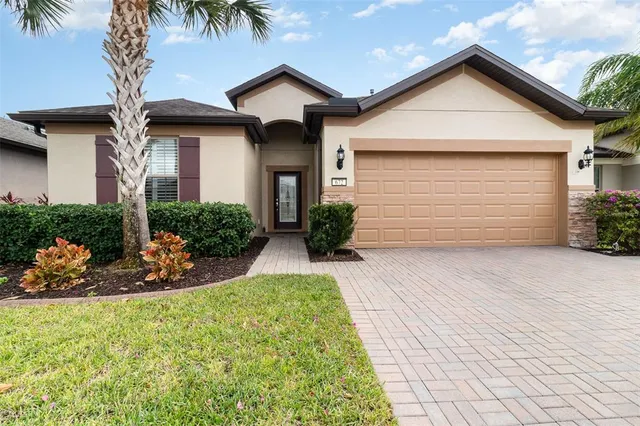 $389,900 | 672 Cordoba Drive, Davenport, FL 33837