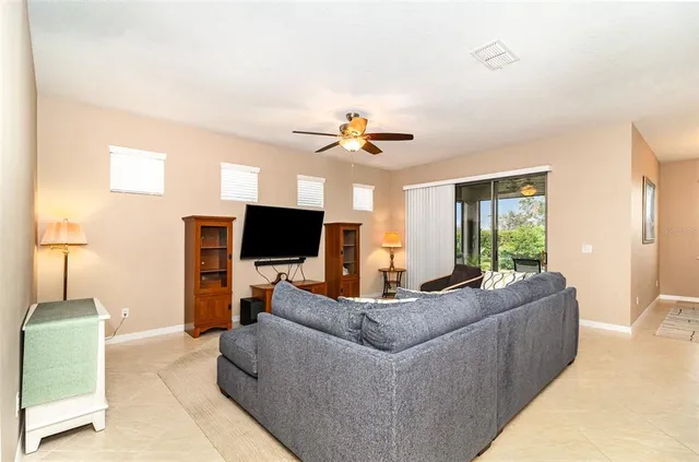 $389,900 | 672 Cordoba Drive, Davenport, FL 33837