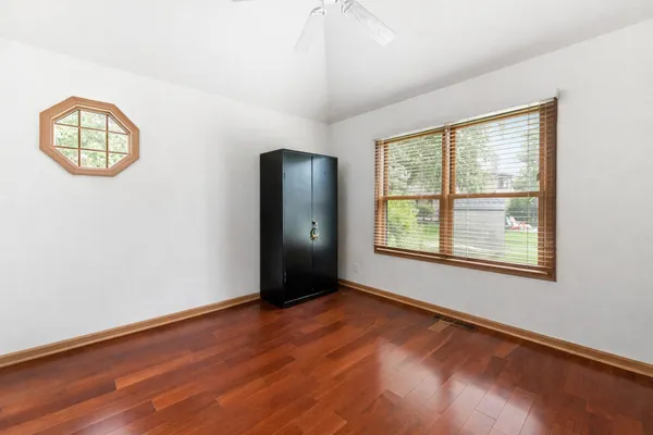 $729,900 | 484 Blodgett Court, Naperville, IL 60565