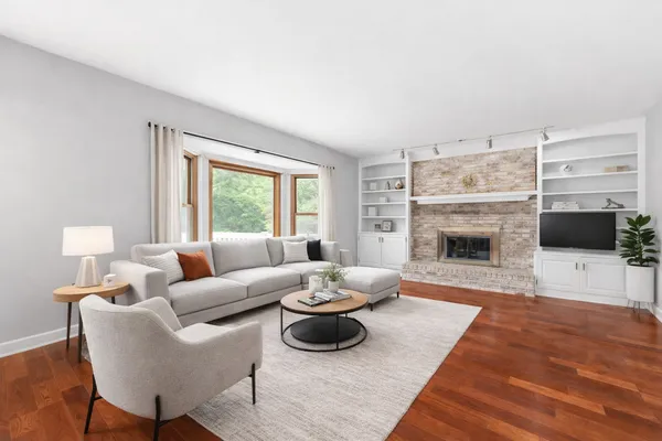 $729,900 | 484 Blodgett Court, Naperville, IL 60565