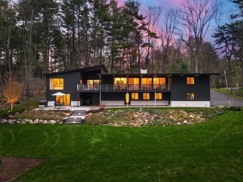 53 Beaver Road Weston, MA 02493 - Photo 38 of 38 a front view of a house with garden