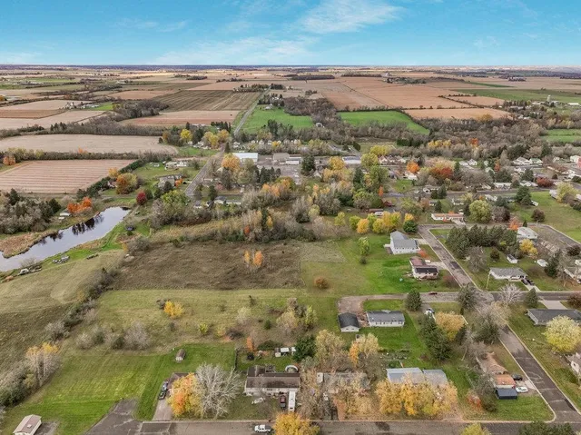 $45,000 | 303 Portland Avenue West, Almena, WI 54805