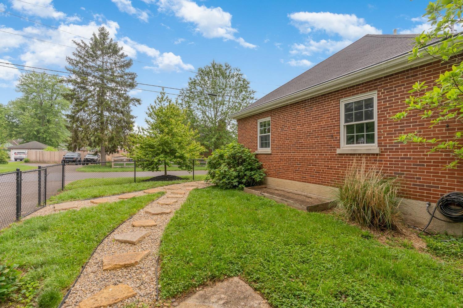 6871 Salem Road Cincinnati, OH 45230 - Photo 17 of 19