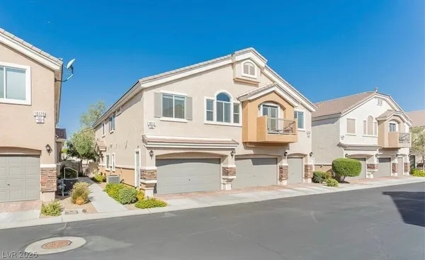 $309,995 | 10111 Aspen Rose Street, Unit 101, Las Vegas, NV 89183