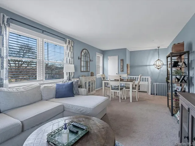 $259,000 | 71-42 Little Neck Parkway, Unit 153B | Glen Oaks