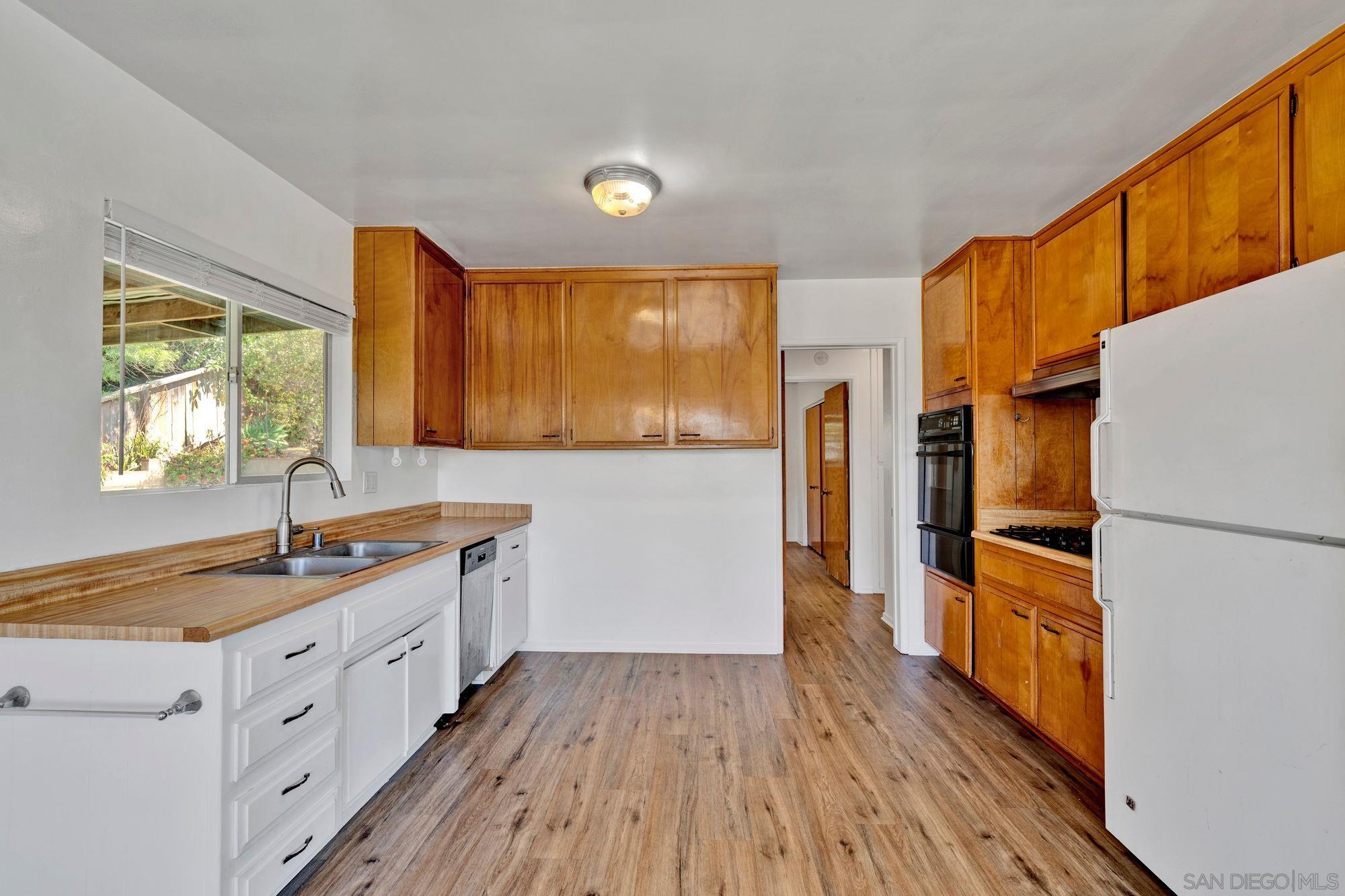 328 9th Street Del Mar, CA 92014 - Photo 51 of 72