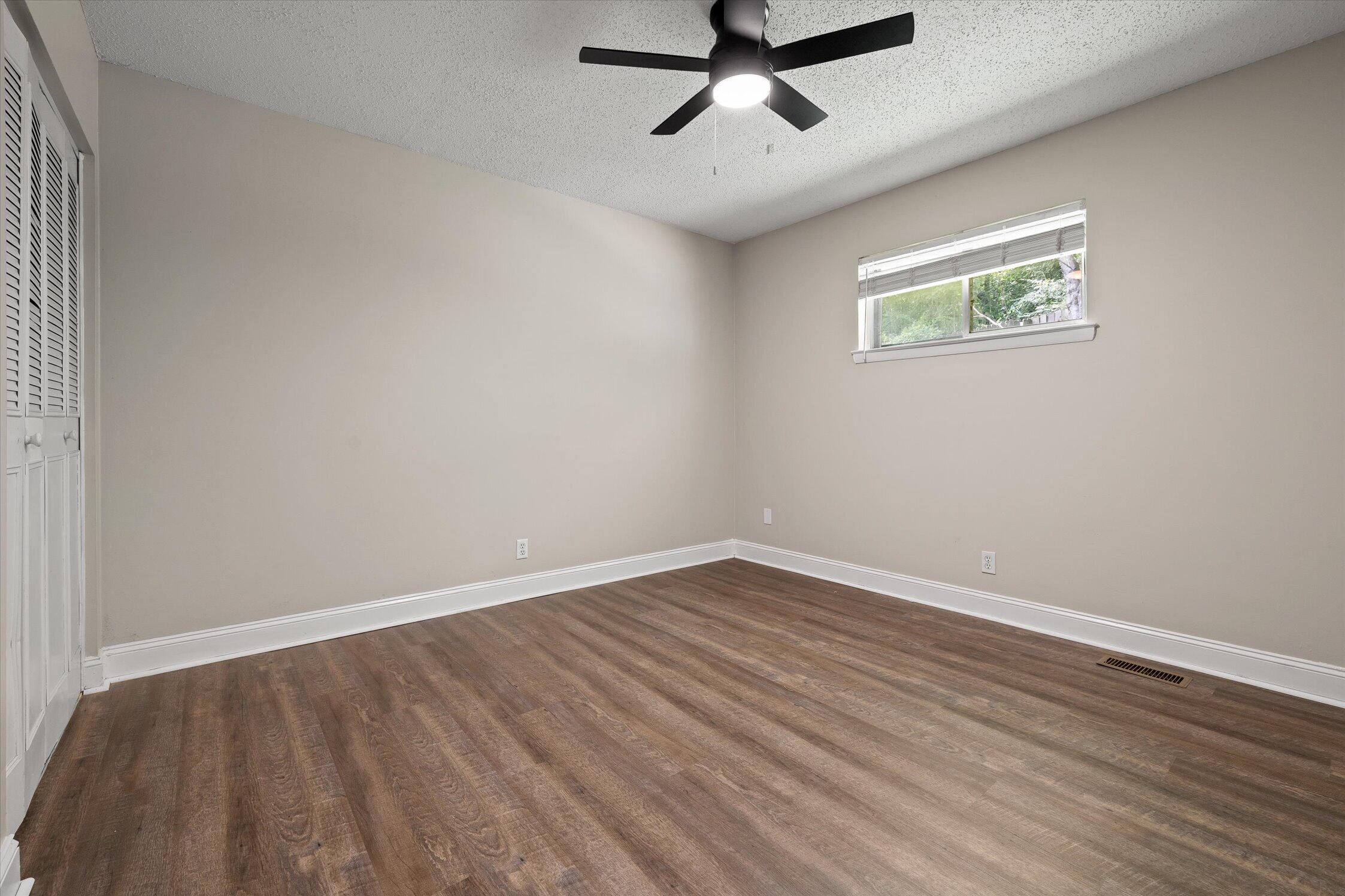 1703 Whiteoak Road Chattanooga, TN 37415 - Photo 29 of 54 43-1703 Whiteoak-16