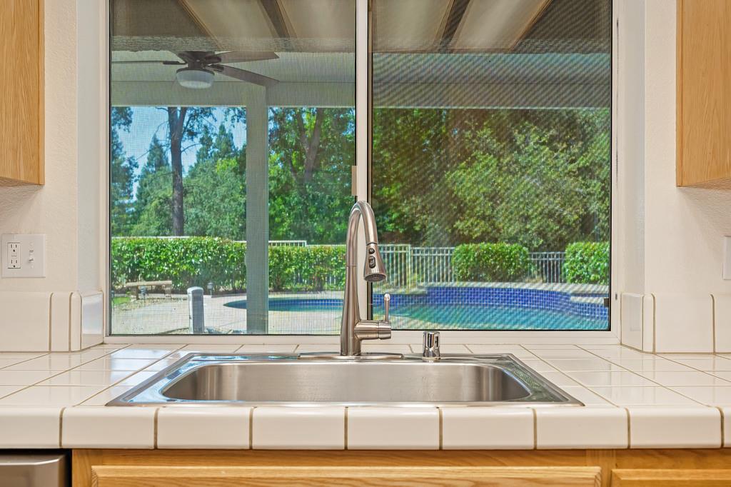 15212 Medella Circle Rancho Murieta, CA 95683 - Photo 12 of 32