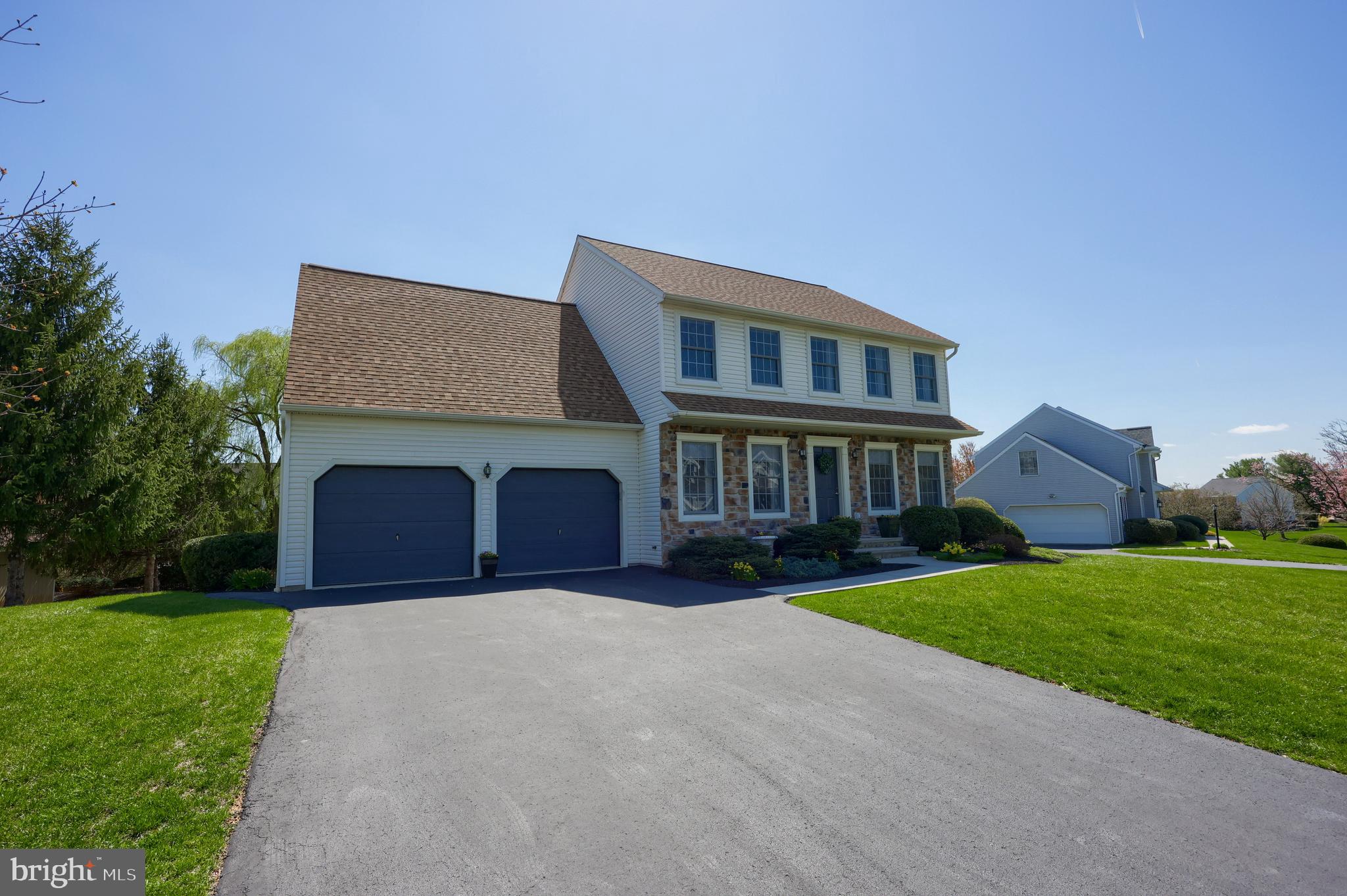 362 Squire Lane Lititz, PA 17543 - Photo 48 of 49 a front view of house with yard and garage