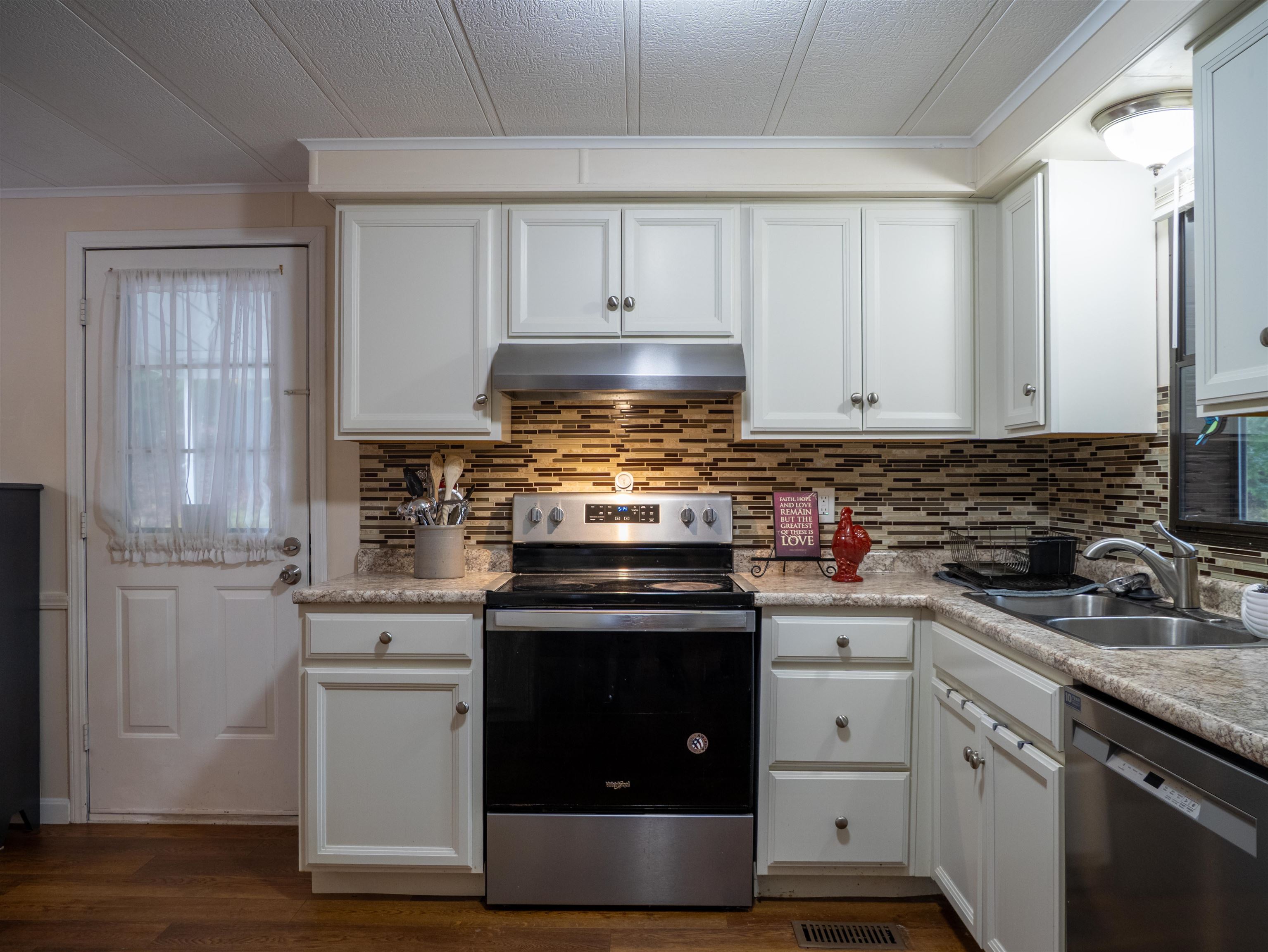52 Monadnock Drive Rochester, NH 03867 - Photo 12 of 32