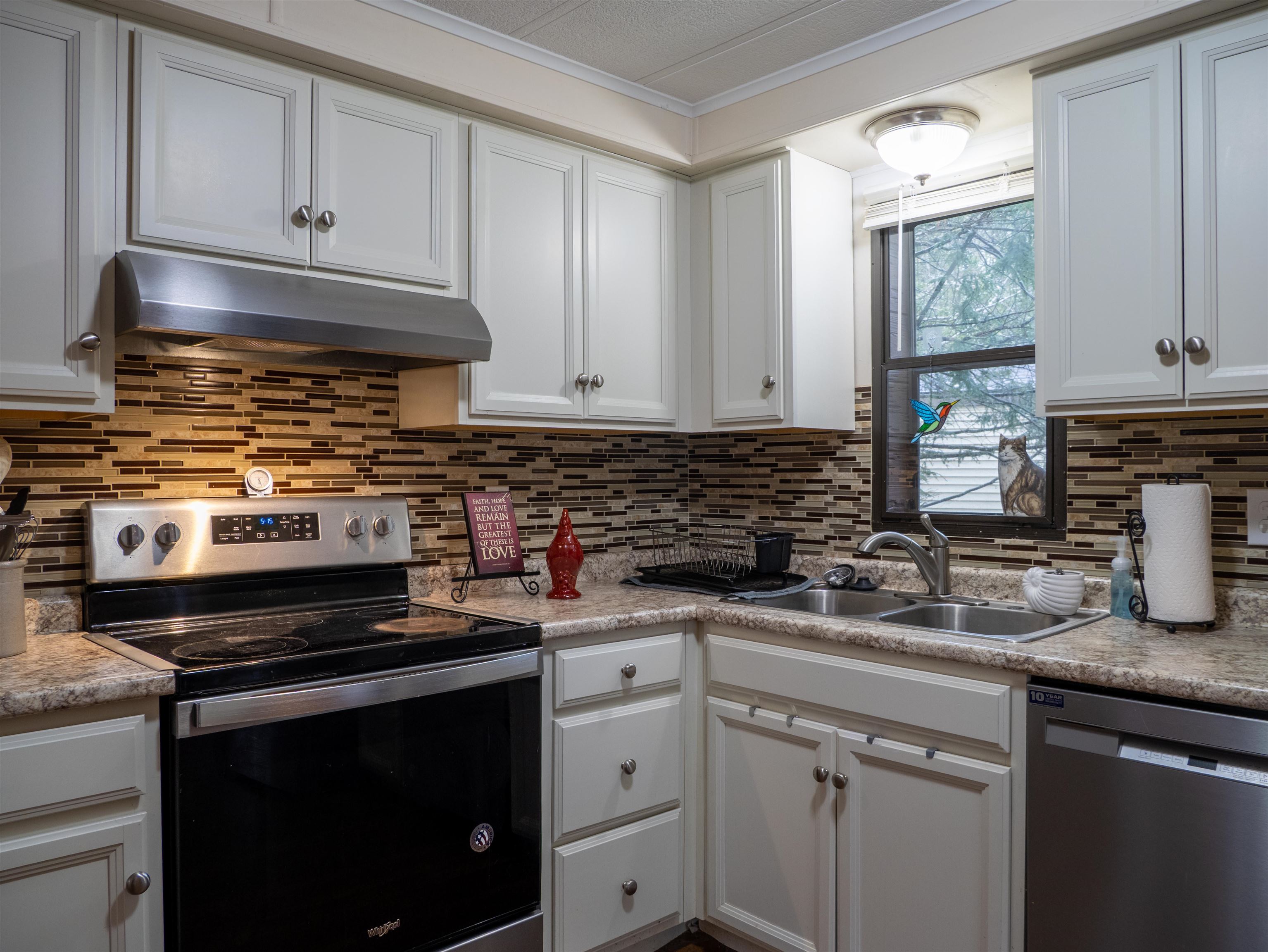 52 Monadnock Drive Rochester, NH 03867 - Photo 13 of 32