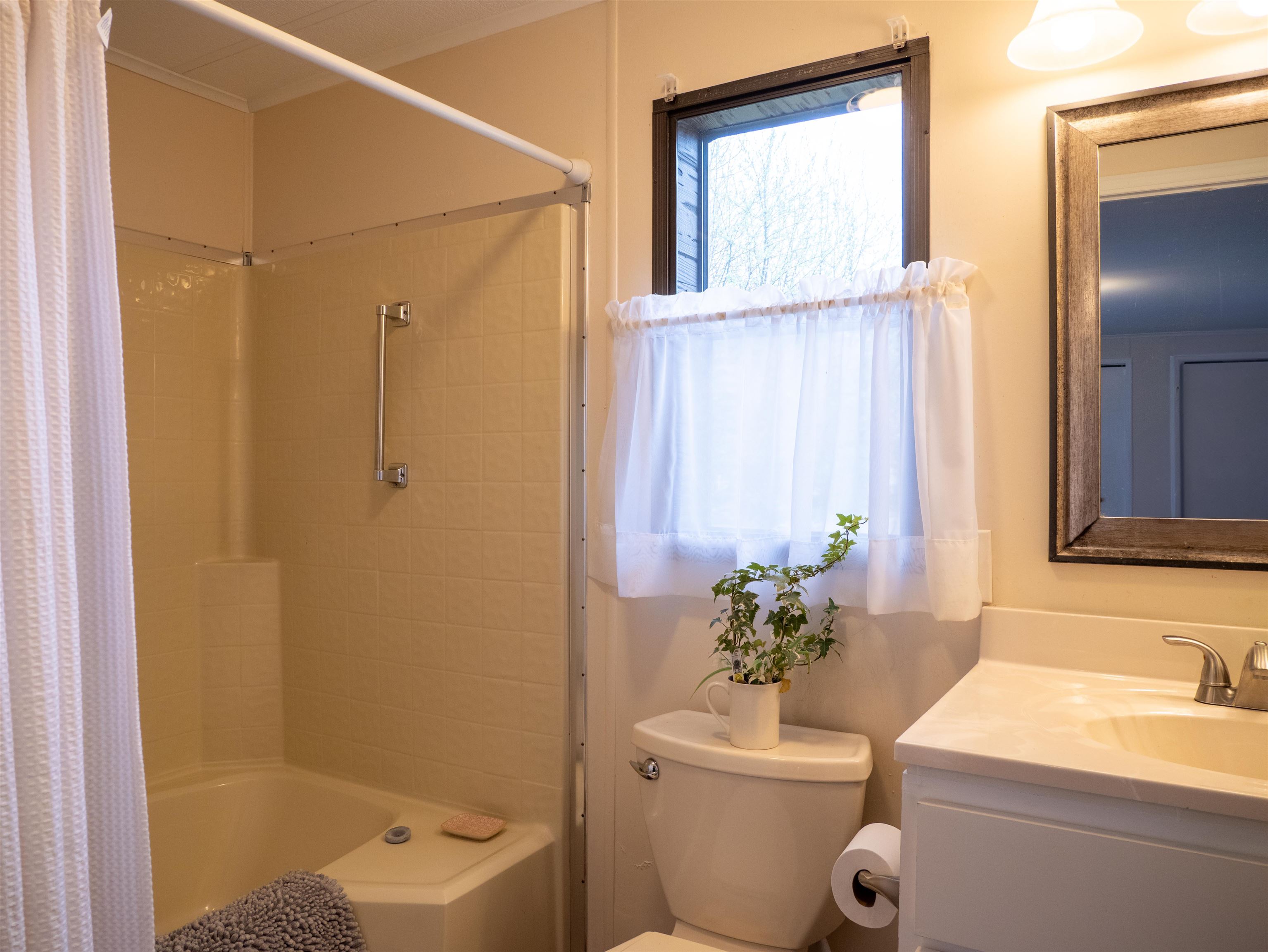 52 Monadnock Drive Rochester, NH 03867 - Photo 21 of 32