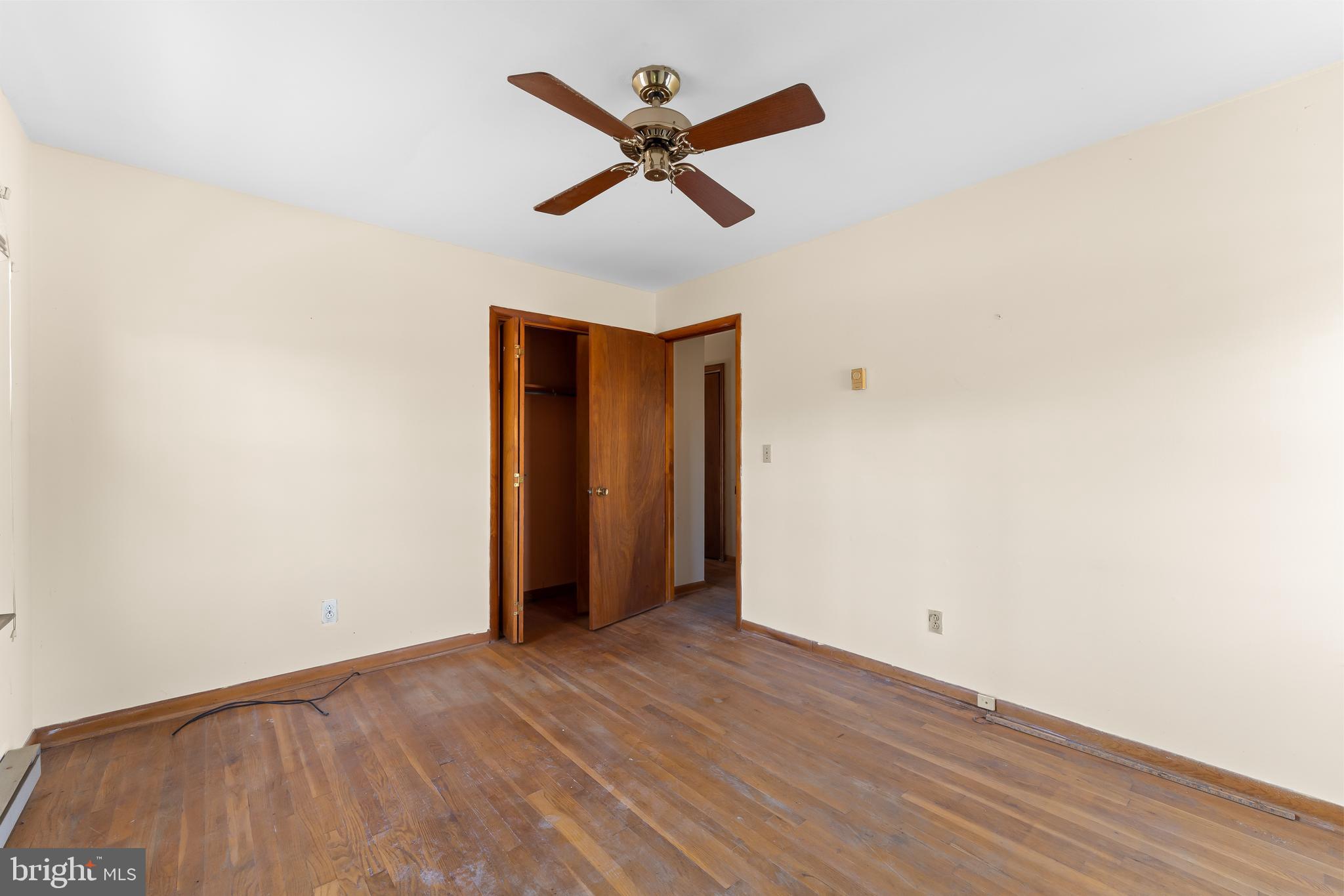 5719 Beverleys Mill Road Broad Run, VA 20137 - Photo 9 of 38 Bedroom 3