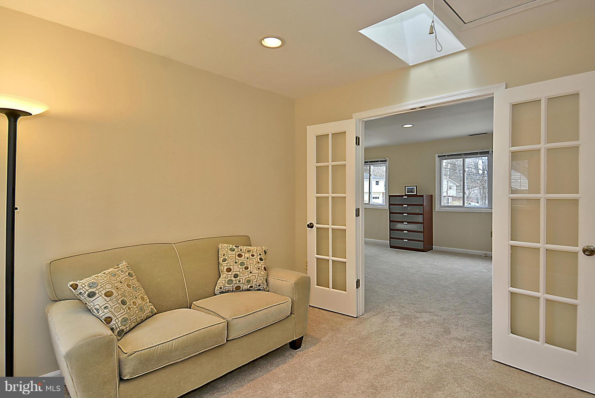 5901 Rolston Road Bethesda, MD 20817 - Photo 14 of 30 Bedroom (Master)