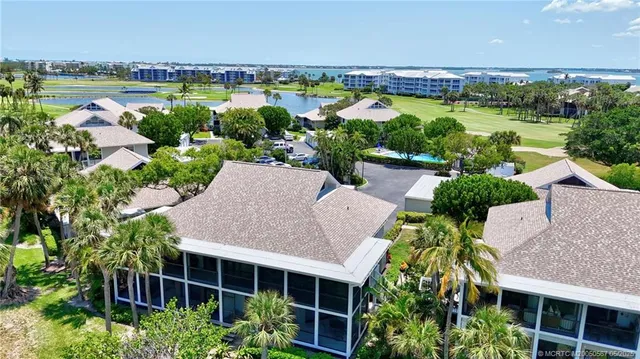 $7,000 | 324 Golfview Circle, Unit 324, Stuart, FL 34996