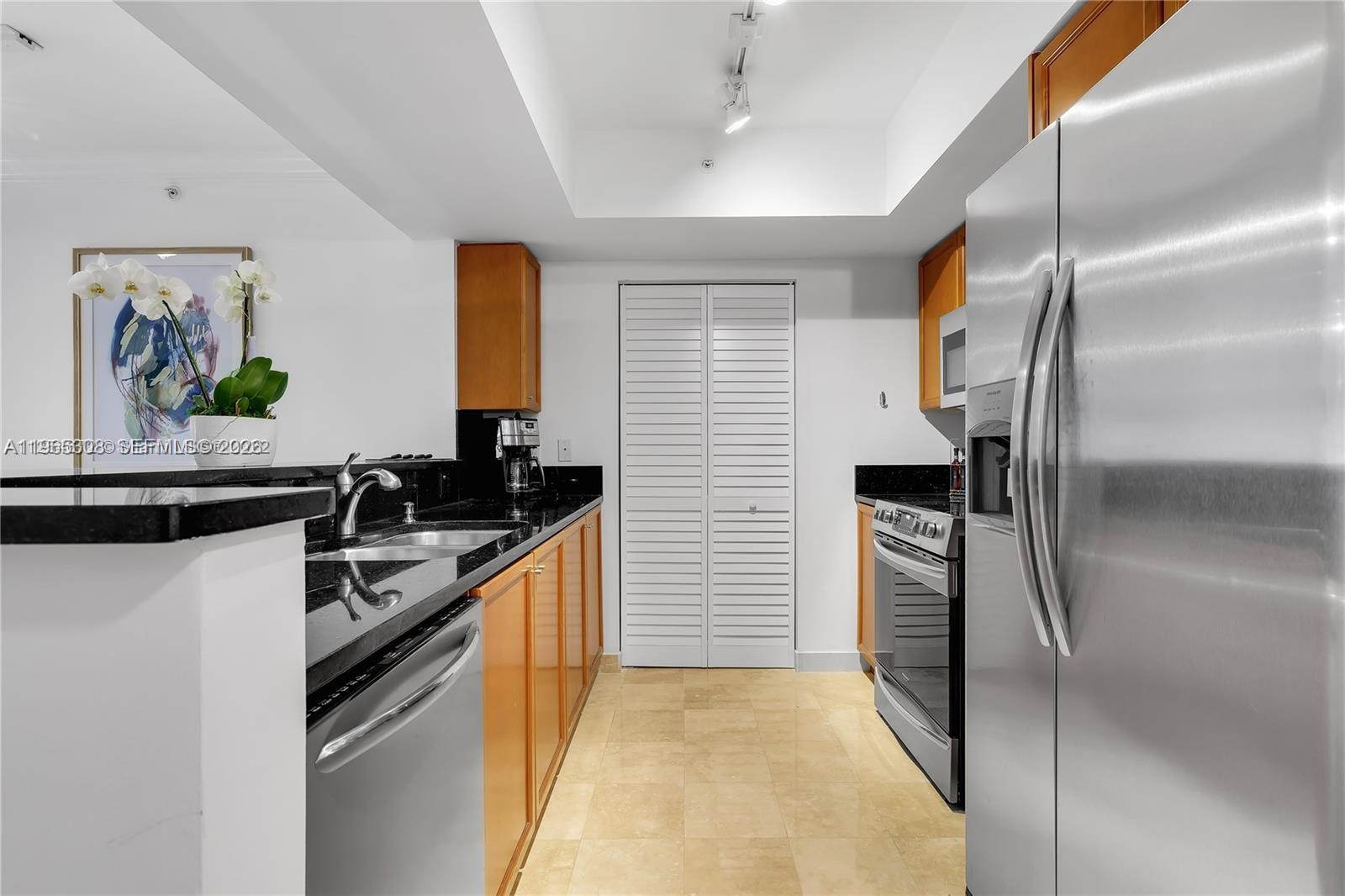 99 Southeast Mizner Boulevard, Unit 716 Boca Raton, FL 33432 - Photo 4 of 24