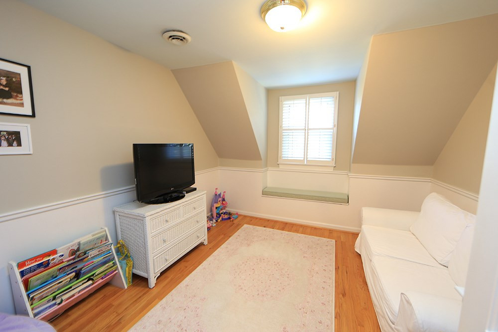5804 Chelsea Place Raleigh, NC 27612 - Photo 20 of 29 Small Bedroom being used as an Office / Playroom / Flex Space Bedroom