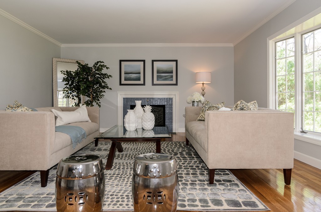 94 Albion Road Wellesley, MA 02481 - Photo 4 of 16