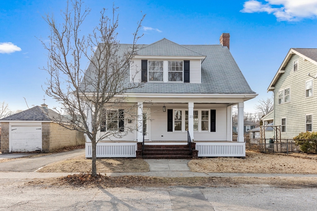 23 Willoughby Road Milton, MA 02186 - Photo 3 of 16 Gallery Image 3