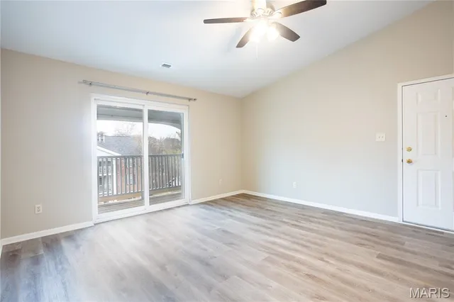 $155,000 | 7410 Triwoods Drive, Unit I, St. Louis, MO 63119