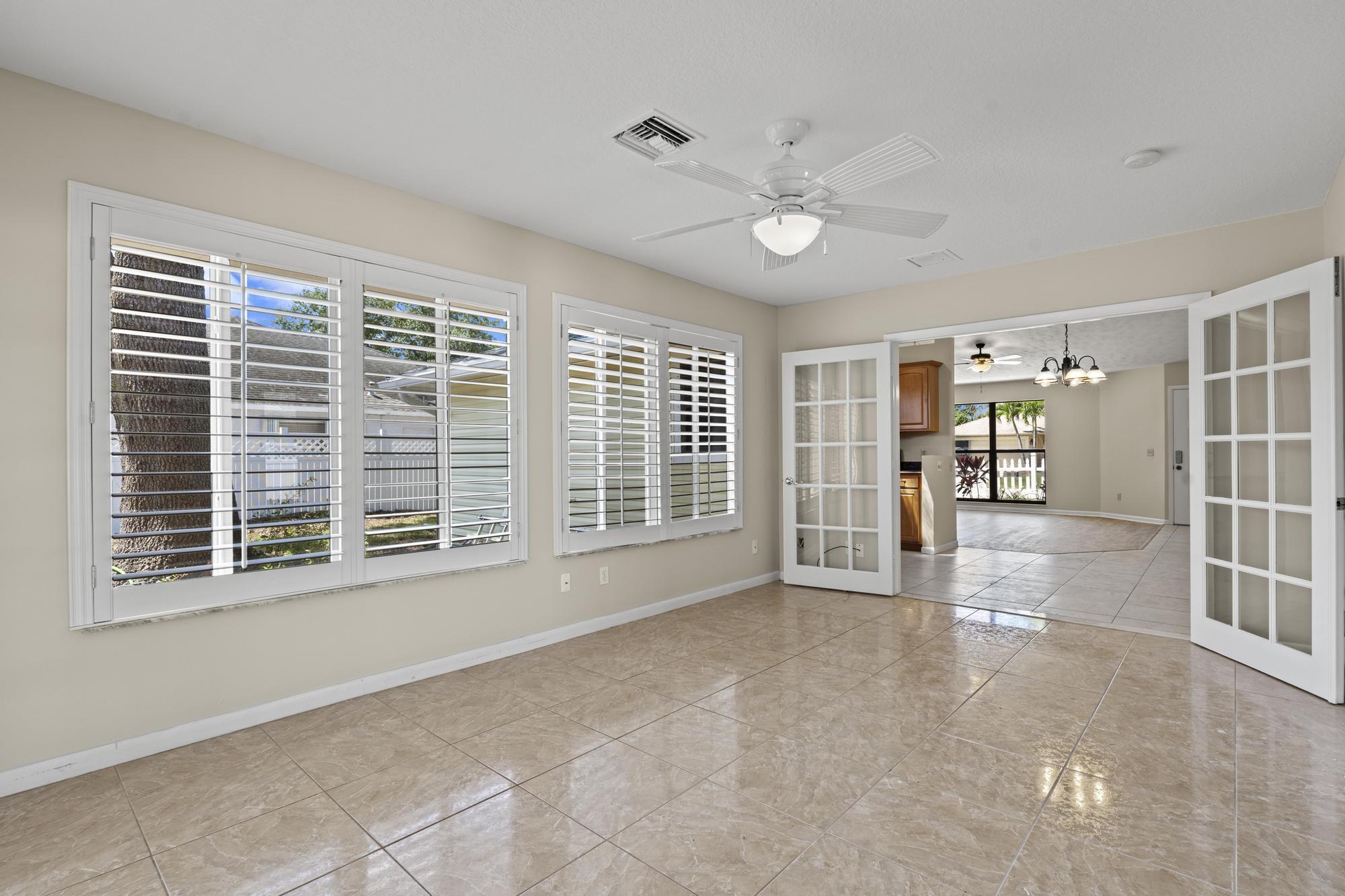 2441 Southeast Avalon Road Port St. Lucie, FL 34952 - Photo 11 of 43 DSC03686