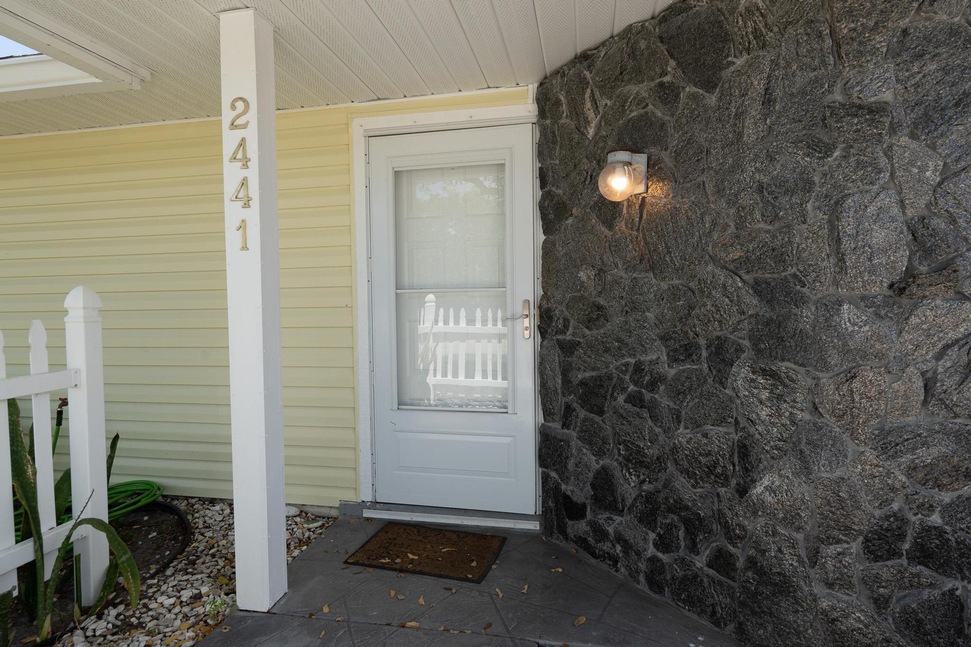 2441 Southeast Avalon Road Port St. Lucie, FL 34952 - Photo 2 of 43 DSC03663