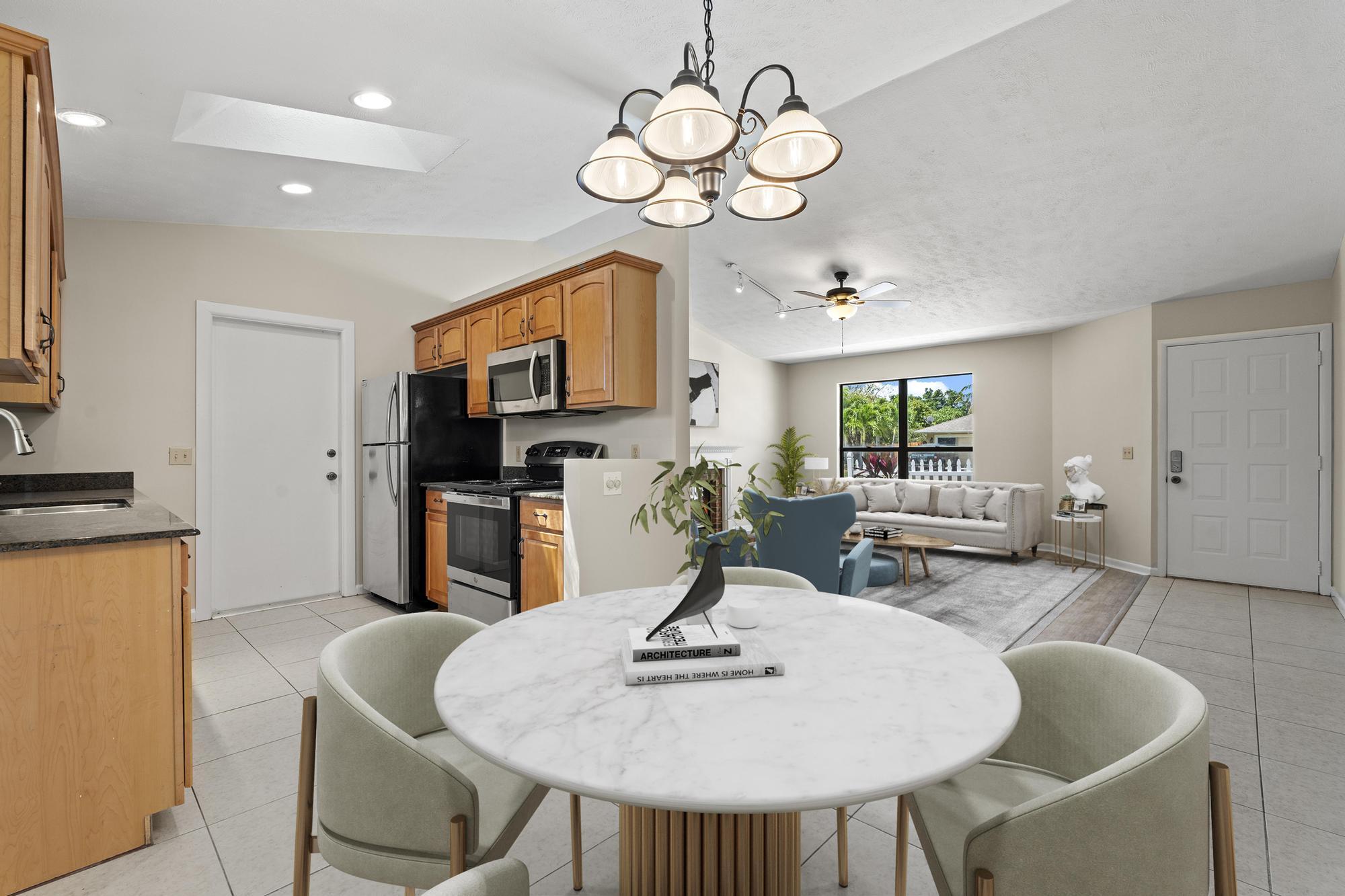 2441 Southeast Avalon Road Port St. Lucie, FL 34952 - Photo 7 of 43 DSC03677_final