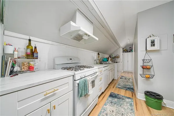 $649,500 | 6 Barnett Street, New Haven, CT 06515