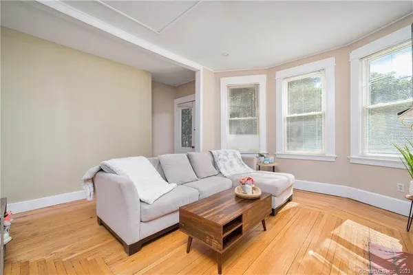 $649,500 | 6 Barnett Street, New Haven, CT 06515