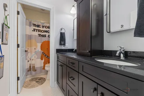 $1,650,000 | 1025 South Vail Avenue, Arlington Heights, IL 60005