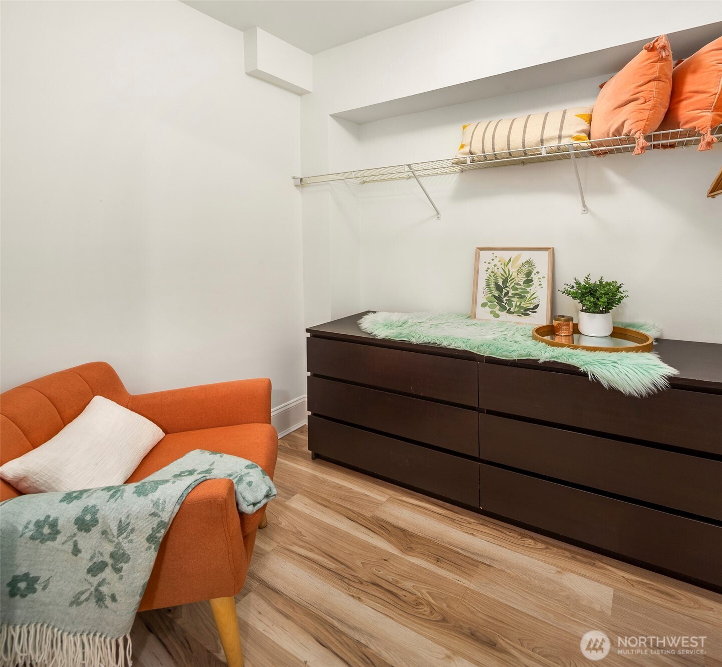 2132 5th Avenue, Unit 8 Seattle, WA 98121 - Photo 12 of 16