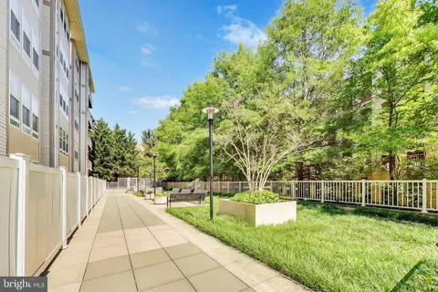 $465,000 | 8045 Newell Street, Unit 118, Silver Spring, MD 20910