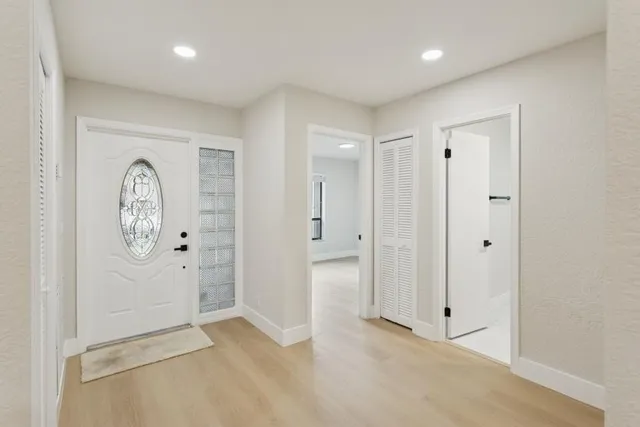 $525,000 | 1410 Riverwood Lane, Coral Springs, FL 33071