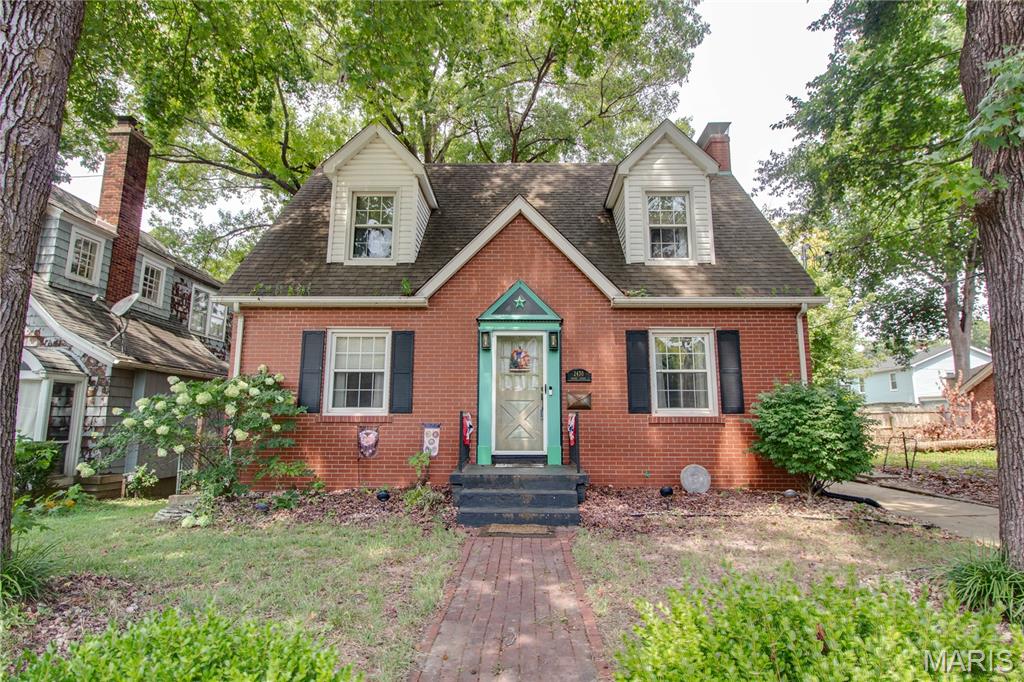 2430 Maxey Street Alton, IL 62002 - Photo 1 of 47