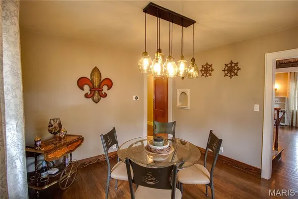 $199,900 | 2430 Maxey Street, Alton, IL 62002