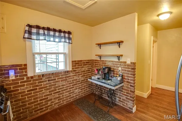 $199,900 | 2430 Maxey Street, Alton, IL 62002