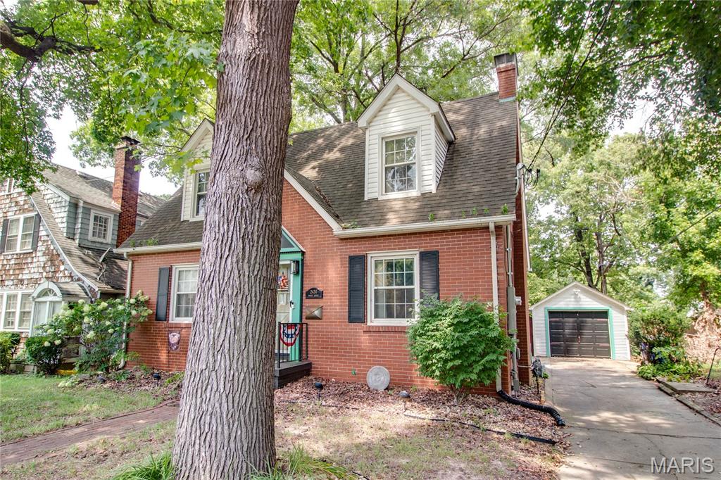 2430 Maxey Street Alton, IL 62002 - Photo 3 of 47