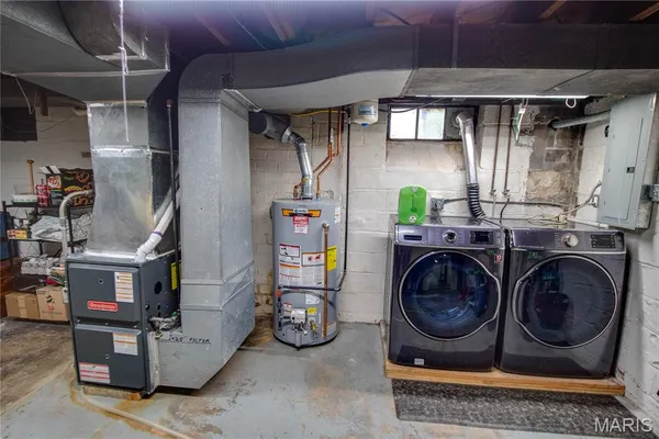 $199,900 | 2430 Maxey Street, Alton, IL 62002