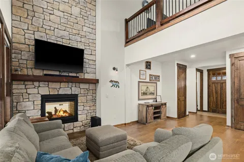 a living room with furniture or fireplace and a flat screen tv