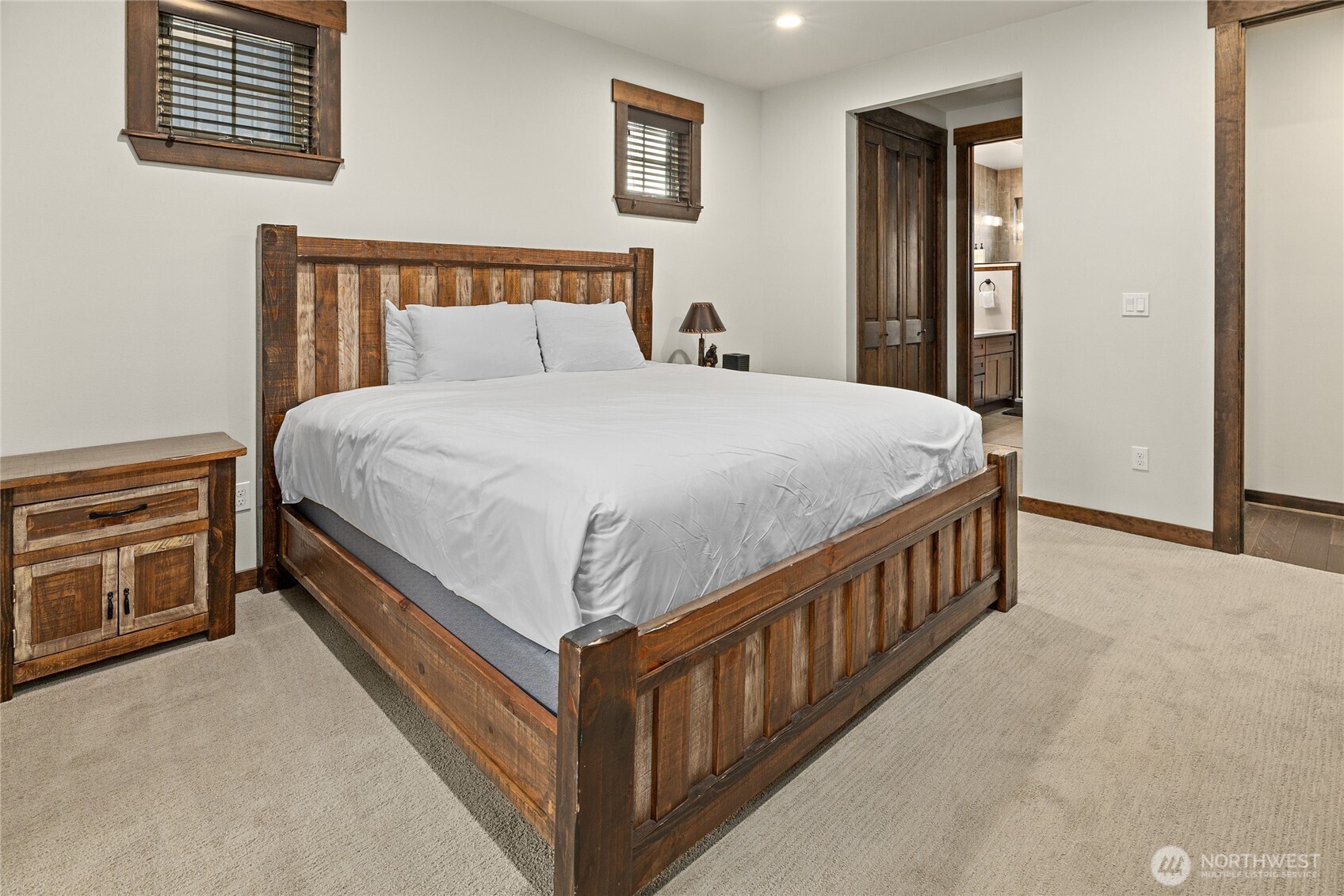 19 Big Hill Drive Cle Elum, WA 98922 - Photo 19 of 38 a bed sitting in a bedroom next to a window