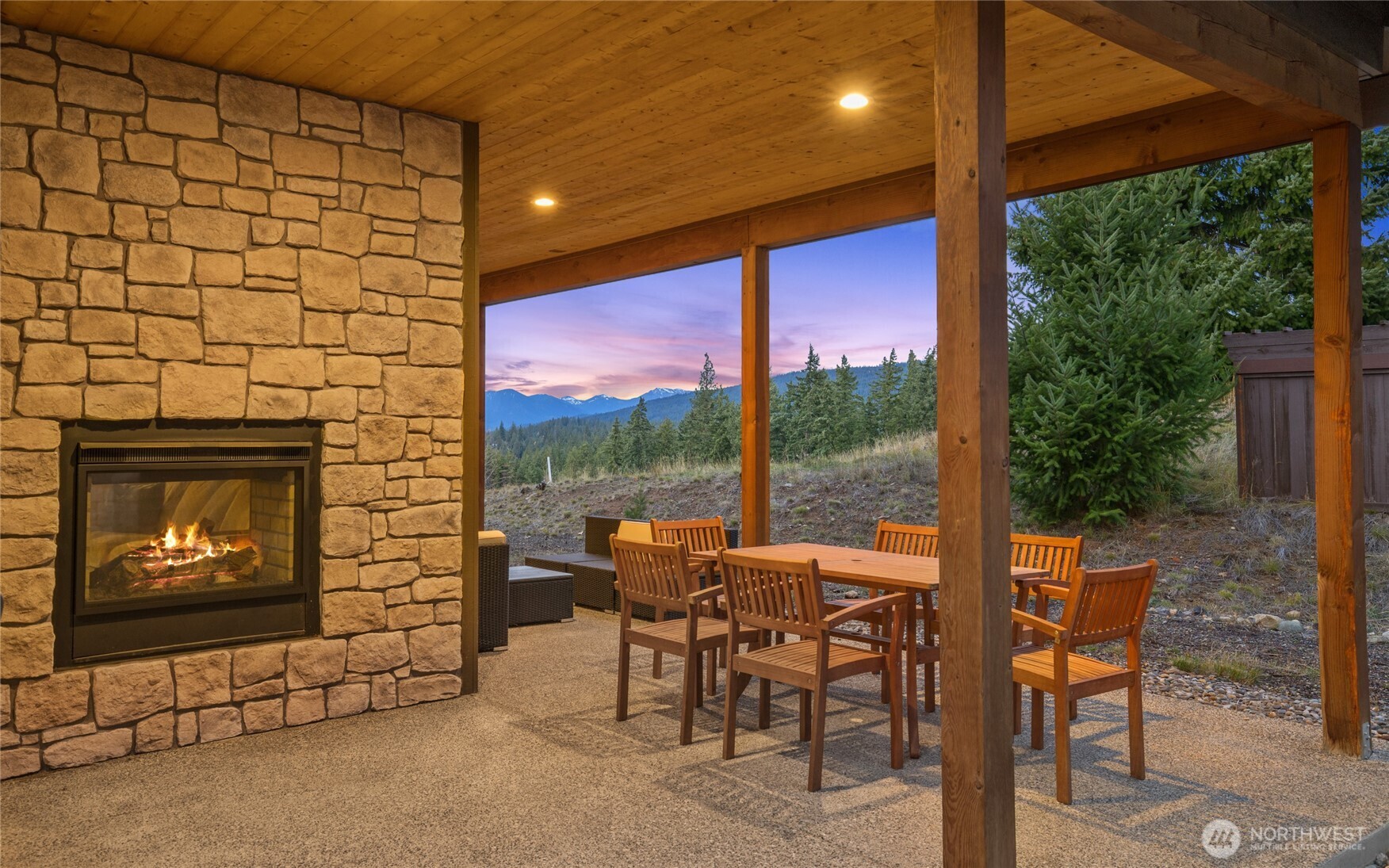 19 Big Hill Drive Cle Elum, WA 98922 - Photo 21 of 38 a outdoor space with furniture