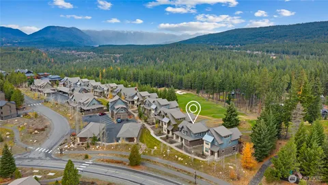 an aerial view of multiple house