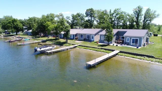 $309,000 | 27096 Little Floyd Lake Road, Unit 2, Detroit Lakes, MN 56501